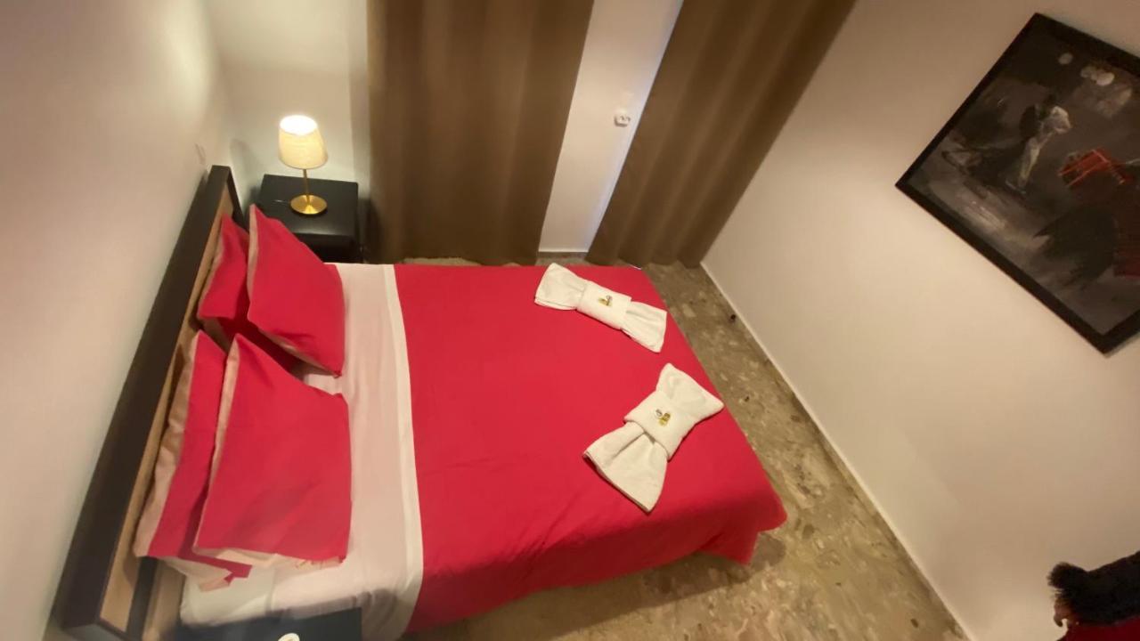 Patras Golden Suite Экстерьер фото