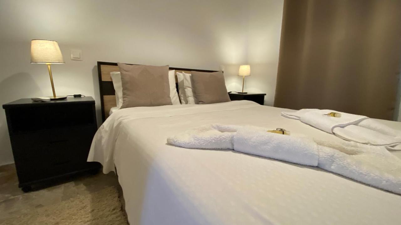 Patras Golden Suite Экстерьер фото