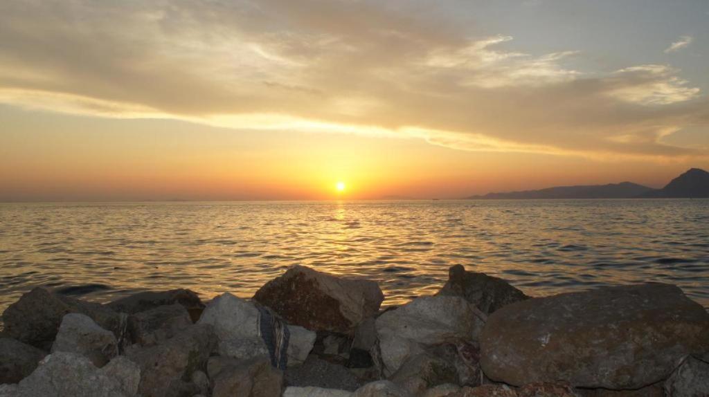 Patras Golden Suite Экстерьер фото